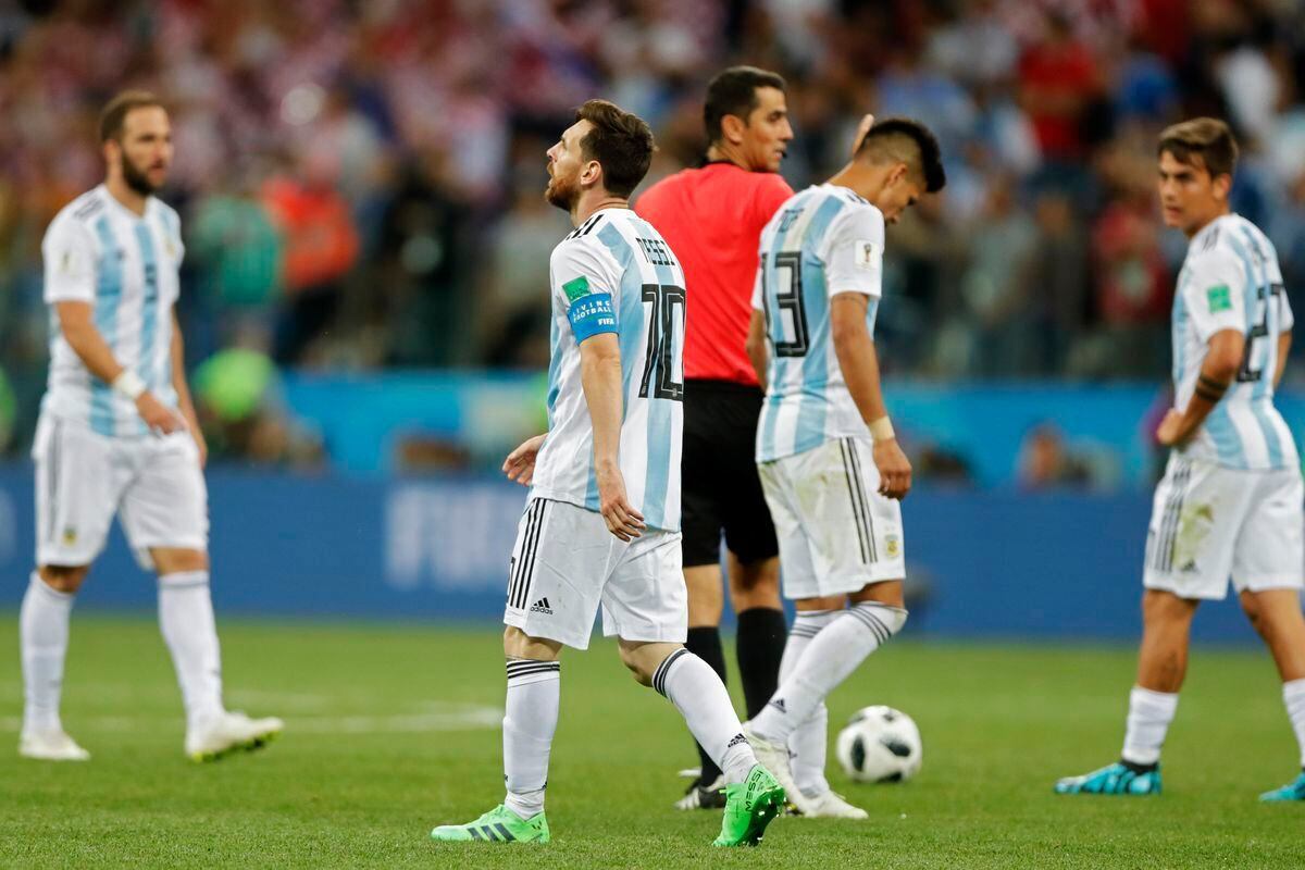 World Cup Schedule Tv And Streaming Info Argentina Lionel Messi Look