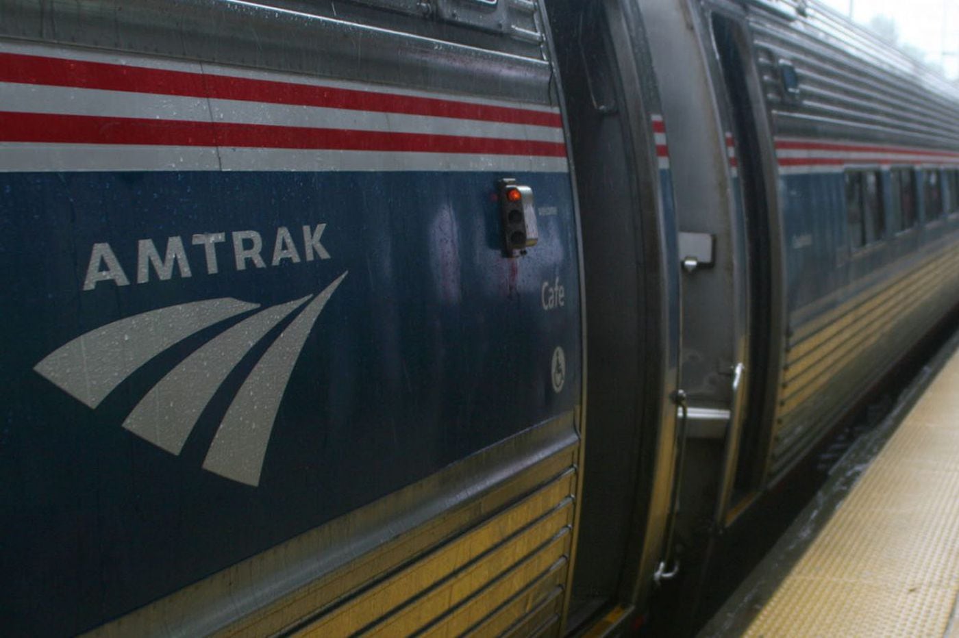 Amtrak ends discounts for students, AAA members