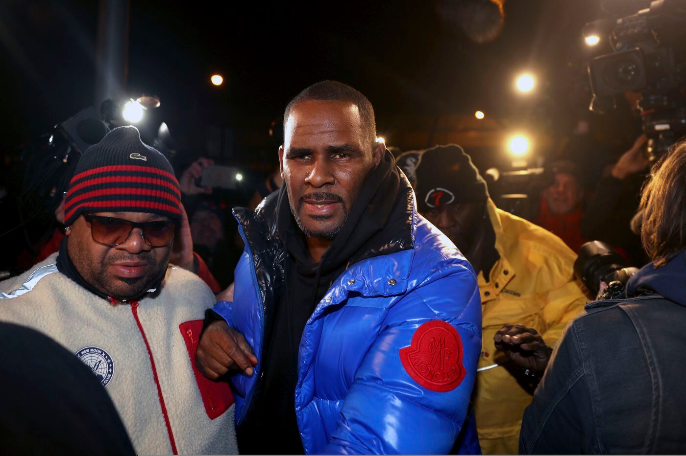 R. Kelly arrested, charged in Chicago with sexual abuse1400 x 932