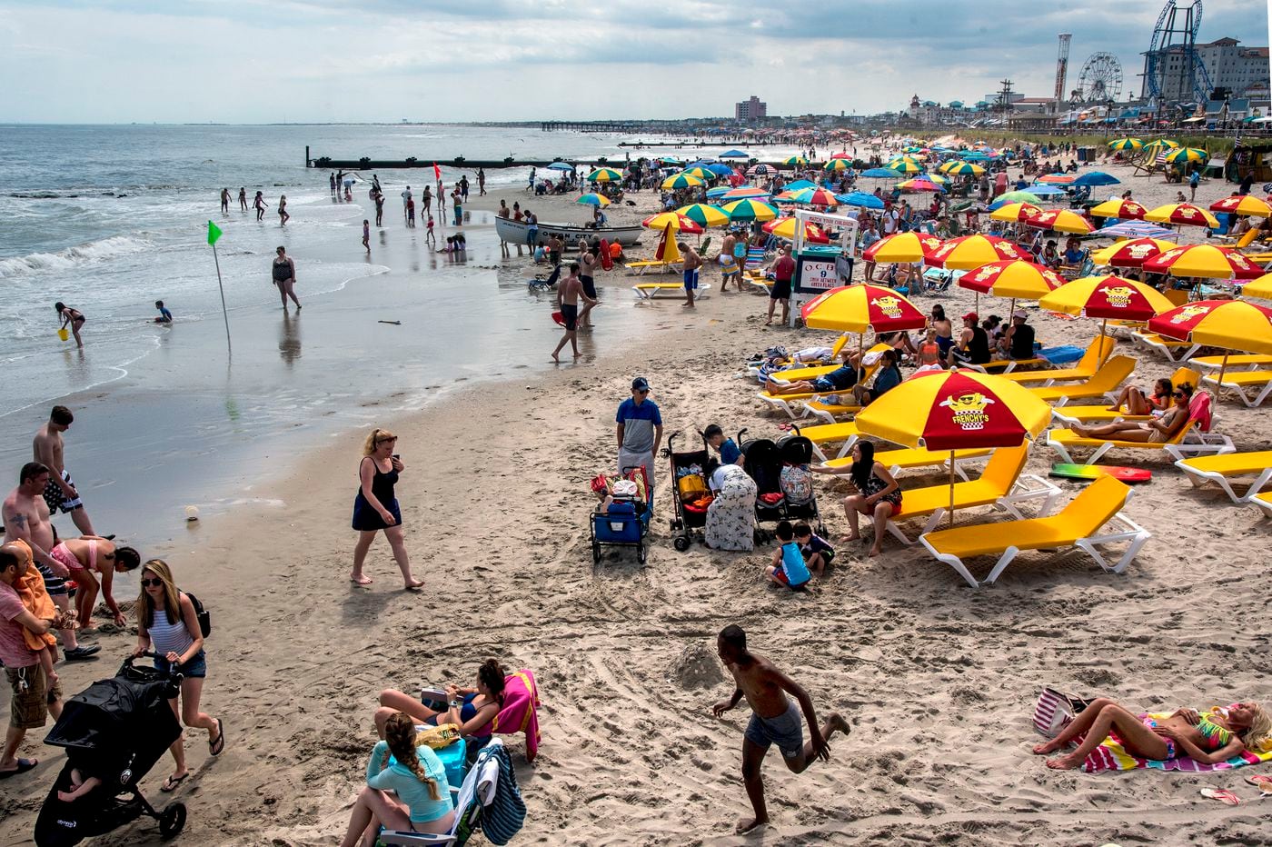 Is Ocean City, N.J., really 'America's Happiest Seaside Town'? Memorial Day visitors think so
